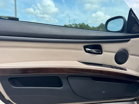 Used 2012 BMW 328i Convertible RWD image 16