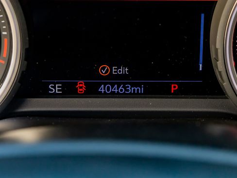 Used 2023 Chevrolet Silverado 3500 High Country w/ Technology Package image 20