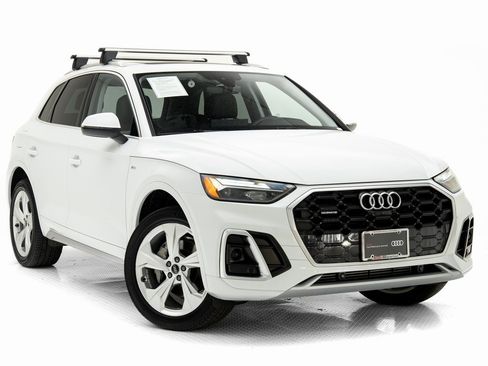 Certified 2025 Audi Q5 2.0T Premium Plus w/ Premium Plus Package image 1