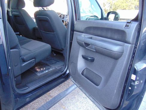 Used 2013 Chevrolet Silverado 1500 LT image 24
