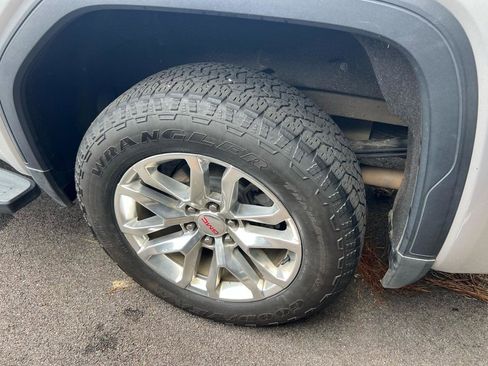 Used 2021 GMC Sierra 1500 SLT w/ SLT Premium Package image 7