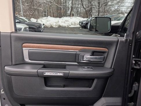 Used 2018 RAM 1500 Laramie w/ Convenience Group image 14