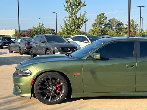 Used 2022 Dodge Charger Scat Pack RWD image 7