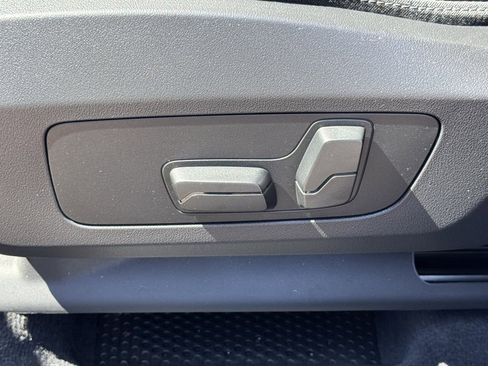 Used 2025 BMW X1 xDrive28i w/ Convenience Package image 20