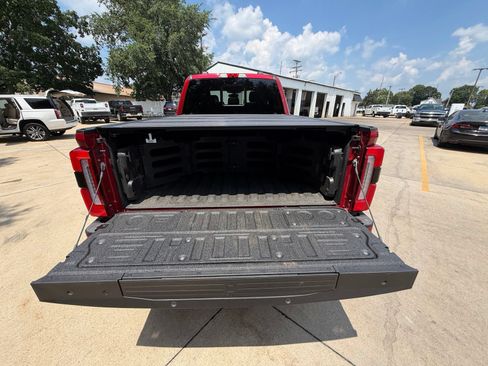 Used 2024 Ford F250 Platinum AWD/4WD image 33