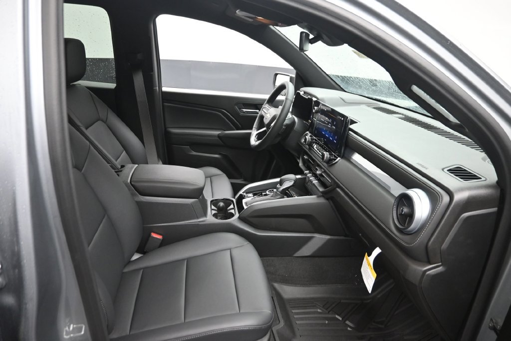 New 2026 Chevrolet Colorado LT w/ LT Convenience Package AWD/4WD image 9