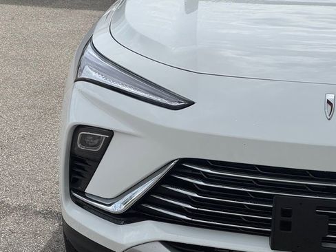 Used 2025 Buick Envista Preferred w/ Convenience I Package FWD image 6