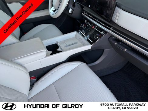 Certified 2025 Hyundai Santa Fe SEL FWD image 17