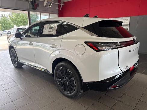 New 2026 Nissan Murano Platinum w/ Technology Package AWD/4WD image 3