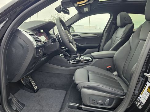New 2025 BMW X4 xDrive30i w/ Premium Package image 11