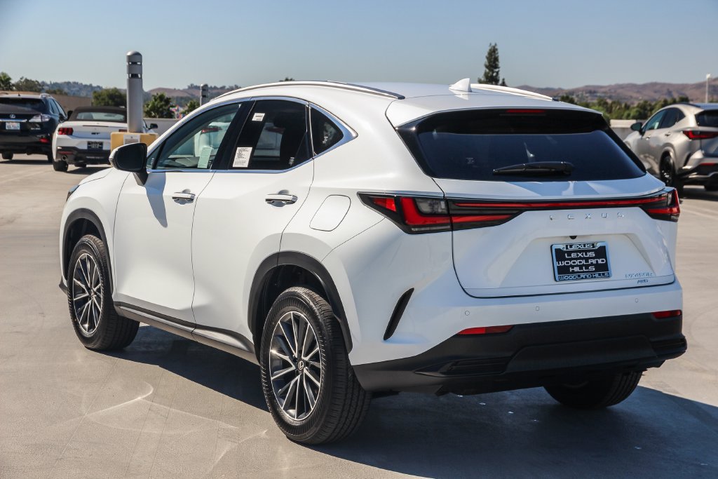 Used 2026 Lexus NX 450h+ AWD w/ Accessory Package (Z2) image 6