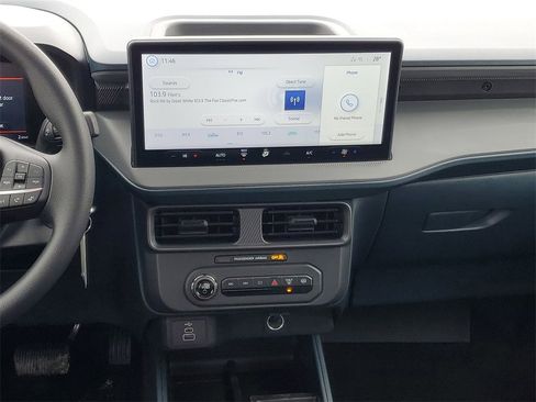 New 2026 Ford Maverick XL image 24