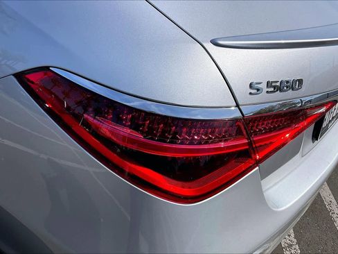 Used 2021 Mercedes-Benz S 580 4MATIC Sedan image 28