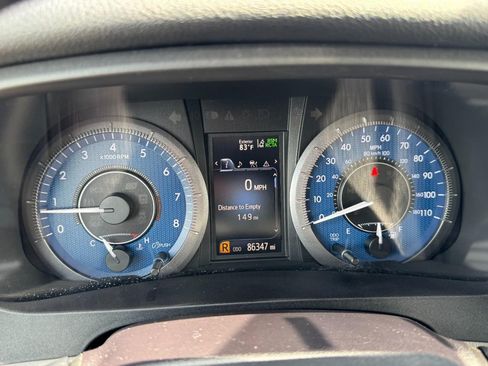 Used 2018 Toyota Sienna XLE w/ Protection Package AWD/4WD image 23