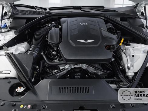 Used 2017 Genesis G80 3.8 w/ Option Group 02 image 11