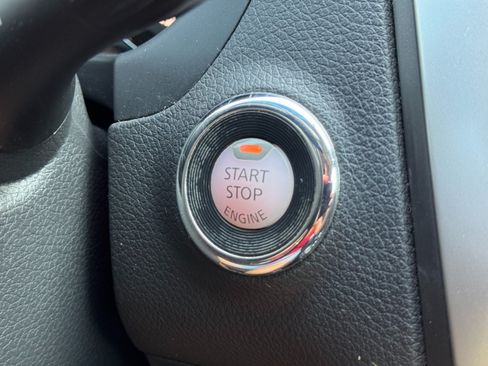 Used 2018 Nissan Altima 2.5 SV w/ 2.5 SV Technology Package FWD image 23