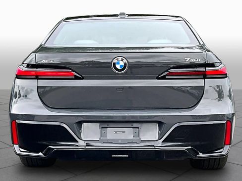 Certified 2026 BMW 740i xDrive AWD/4WD image 5