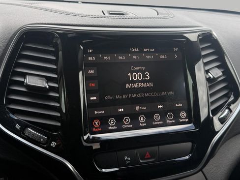 Used 2019 Jeep Cherokee Limited AWD/4WD image 35