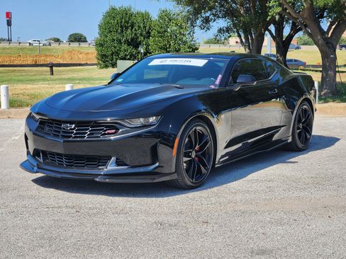 Used 2023 Chevrolet Camaro LT w/ RS Package RWD image 2