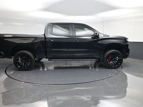 Used 2022 Chevrolet Silverado 1500 LT Trail Boss w/ Safety Package image 2