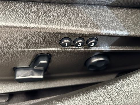 New 2025 Alfa Romeo Giulia w/ Driving Assist Package image 30