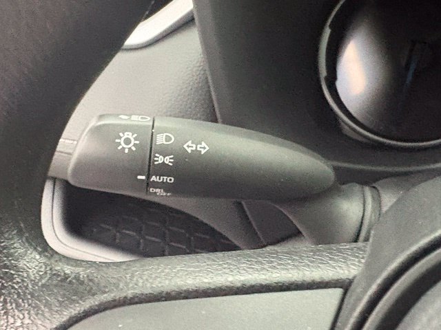 Used 2025 Toyota RAV4 XLE AWD/4WD image 18