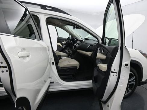 Used 2023 Subaru Ascent Limited AWD/4WD image 14
