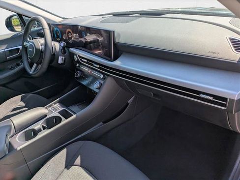 New 2025 Hyundai Sonata SEL image 19