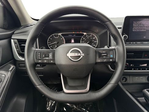 Certified 2025 Nissan Rogue SV w/ SV Premium Package image 12