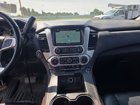Used 2018 GMC Yukon XL SLT w/ Open Road Package AWD/4WD image 13