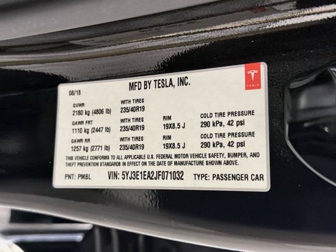Used 2018 Tesla Model 3 Long Range RWD image 31