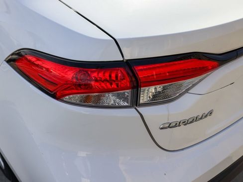 Used 2023 Toyota Corolla LE image 9