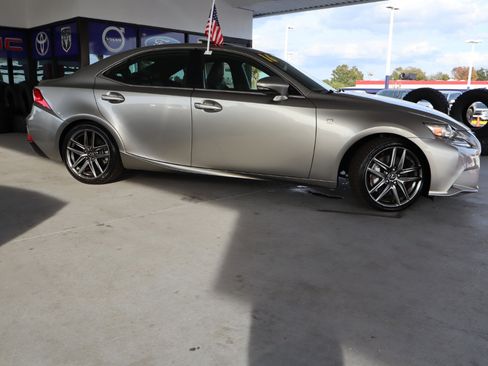 Used 2016 Lexus IS 300 AWD image 6