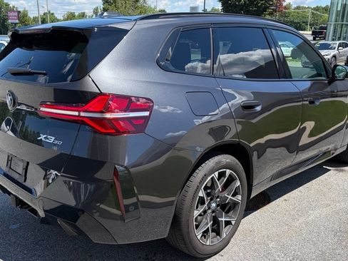 Used 2025 BMW X3 xDrive30i w/ Premium Package AWD/4WD image 3