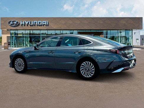New 2025 Hyundai Sonata SEL image 4