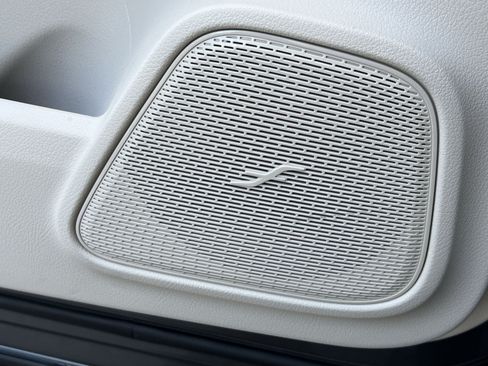 New 2026 Mercedes-Benz GLB 250 4MATIC image 42