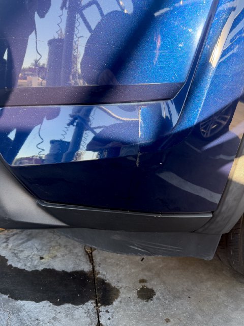 Used 2022 Nissan Pathfinder S FWD image 3