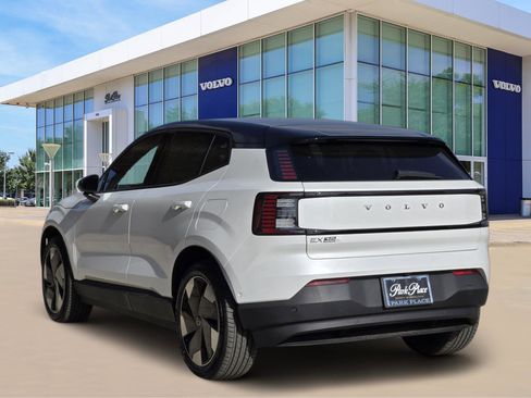 New 2025 Volvo EX30 Ultra w/ Protection Package Premier image 4