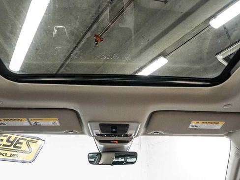 Used 2026 Honda HR-V EX-L image 16