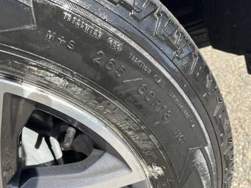 Used 2021 Chevrolet Colorado W/T w/ Custom Special Edition image 10