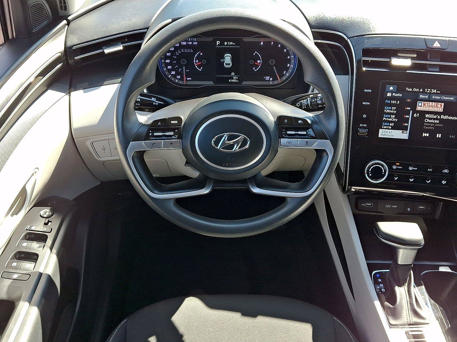 Certified 2023 Hyundai Tucson SEL AWD/4WD image 12
