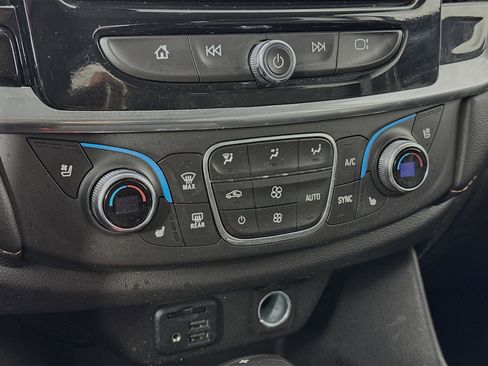 Used 2020 Chevrolet Traverse Premier w/ Redline Edition image 16