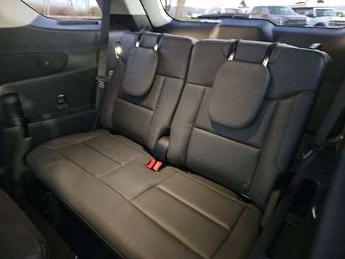 New 2026 Ford Explorer Active w/ Active Comfort Package image 45