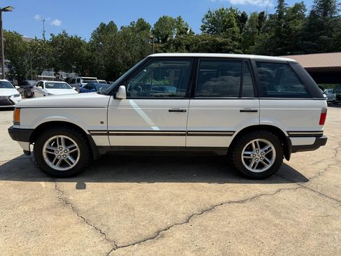 Used 2001 Land Rover Range Rover HSE AWD/4WD image 2