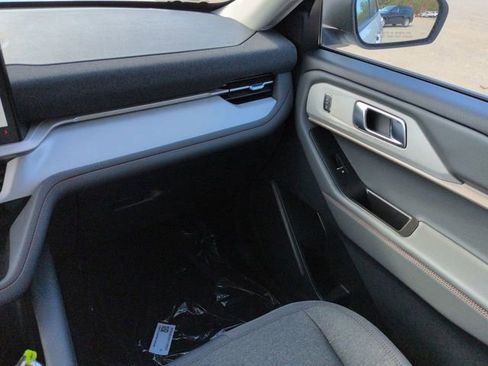 New 2026 Ford Explorer Active image 16