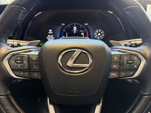 Used 2025 Lexus RX 350 Premium w/ Convenience Package FWD image 24