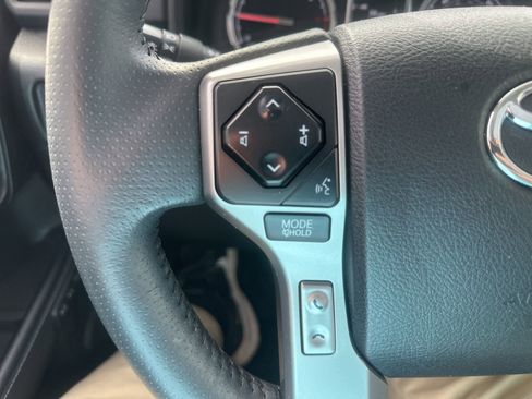 Used 2021 Toyota 4Runner Limited image 28