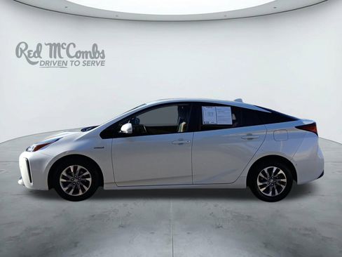 Used 2020 Toyota Prius Limited image 2