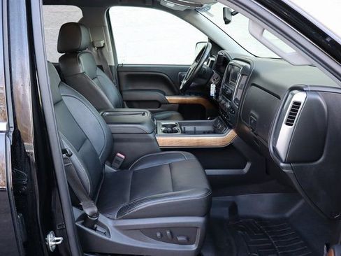 Used 2015 Chevrolet Silverado 1500 LTZ AWD/4WD image 33