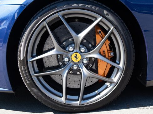 Used 2017 Ferrari F12 Berlinetta RWD image 12